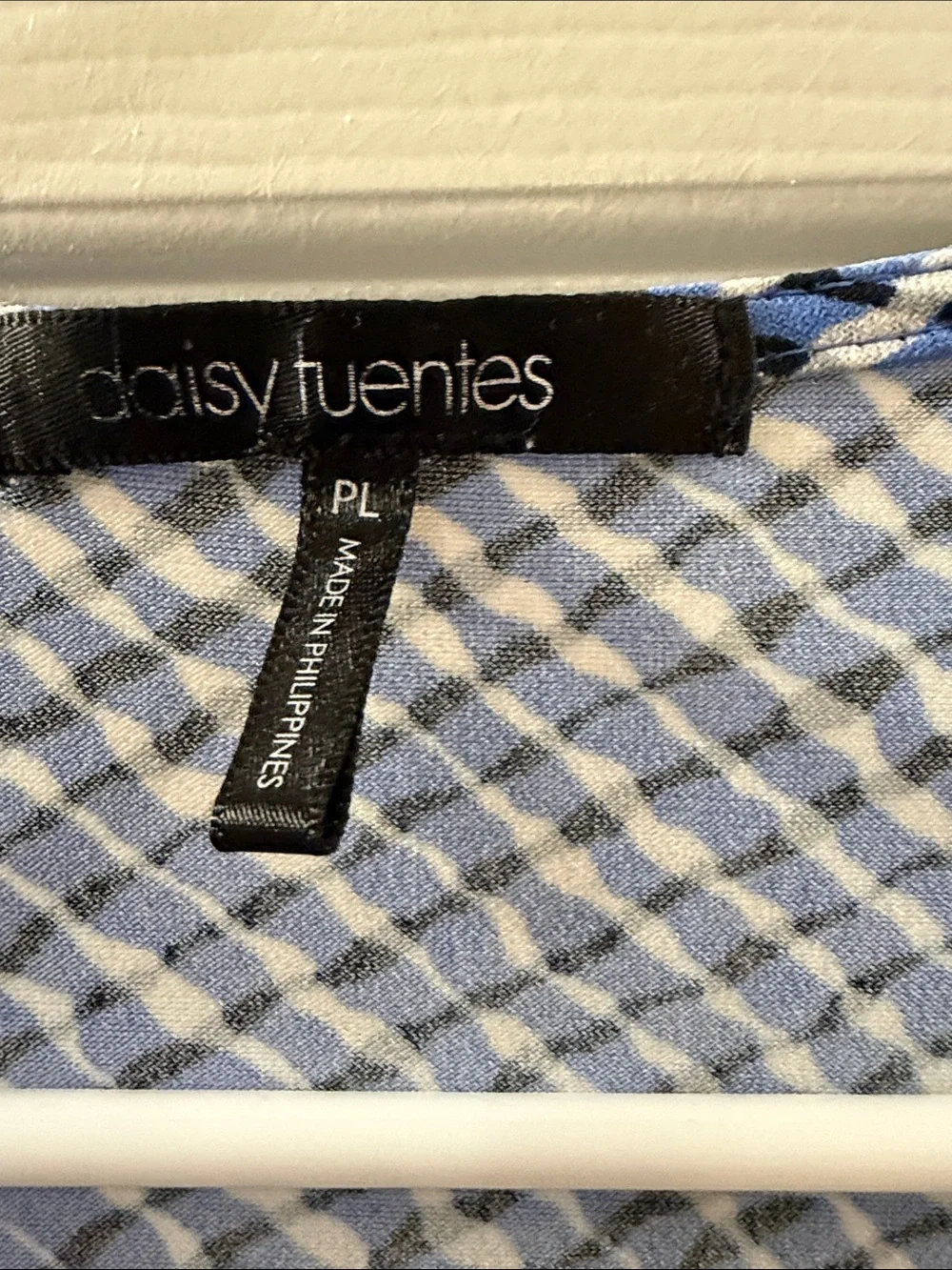 Daisy Fuentes Blue & White Geometric V-Neck Skater Dress